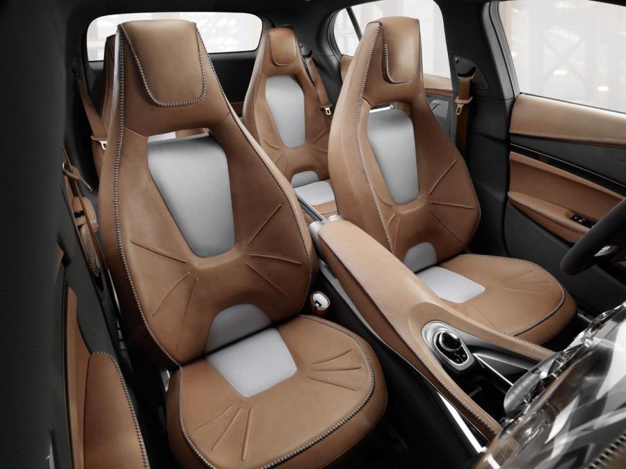  Mercedes-Benz GLA Concept 2013 года  (фото 22 из 42)